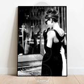 Audrey Hepburn Breakfast at Tiffany’s Wall Art | Timeless Black and White Glamour Print - A4 – 21x29cm (8x12’’) - Print